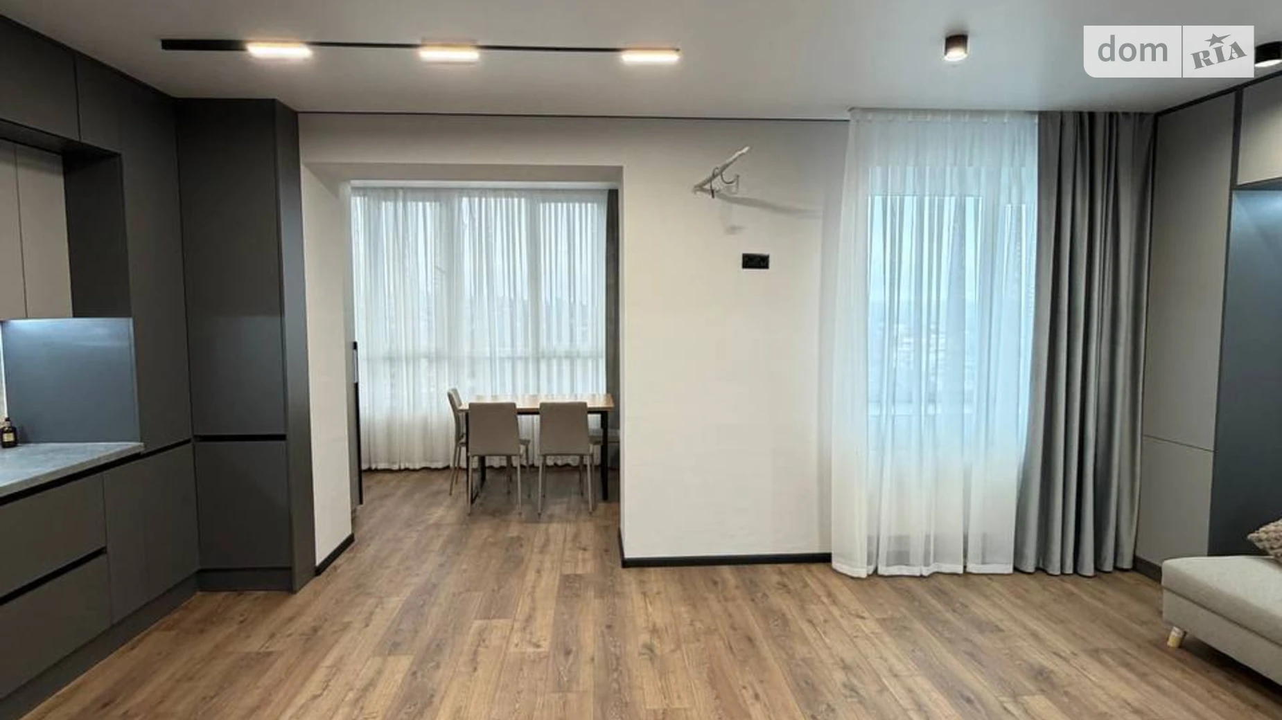 Продается 1-комнатная квартира 48.1 кв. м в, цена: 70000 $ - фото 2