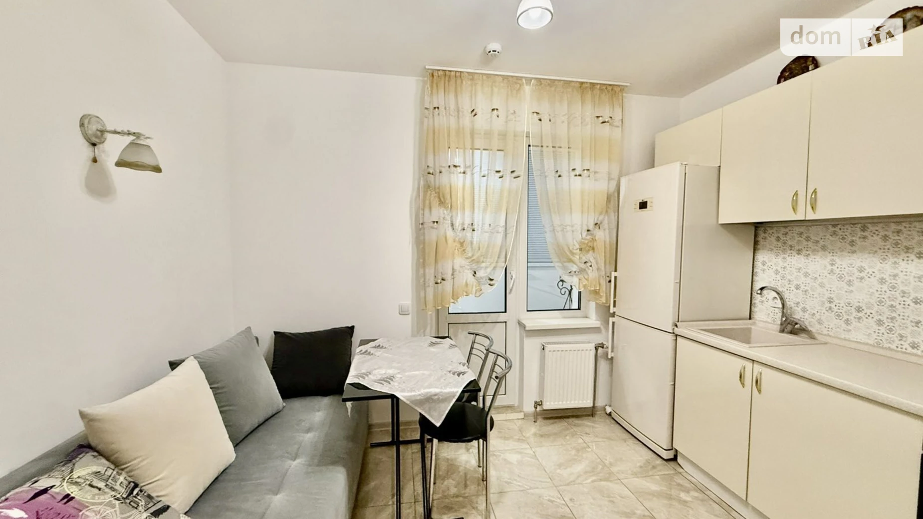 Продається 1-кімнатна квартира 43 кв. м у Києві, пров. Моторний, 11А - фото 2