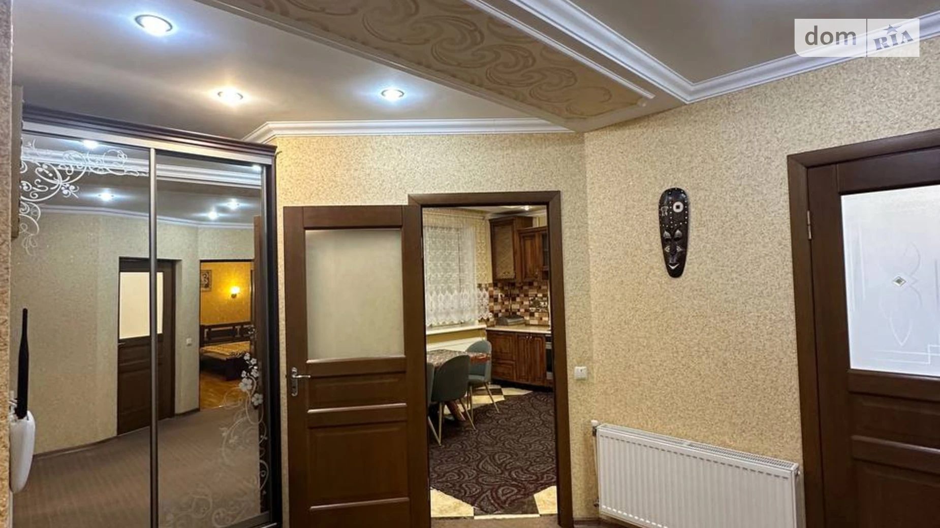 Сдается в аренду 3-комнатная квартира 90 кв. м в Ивано-Франковске, ул. Симоненко Василия, 45 - фото 3
