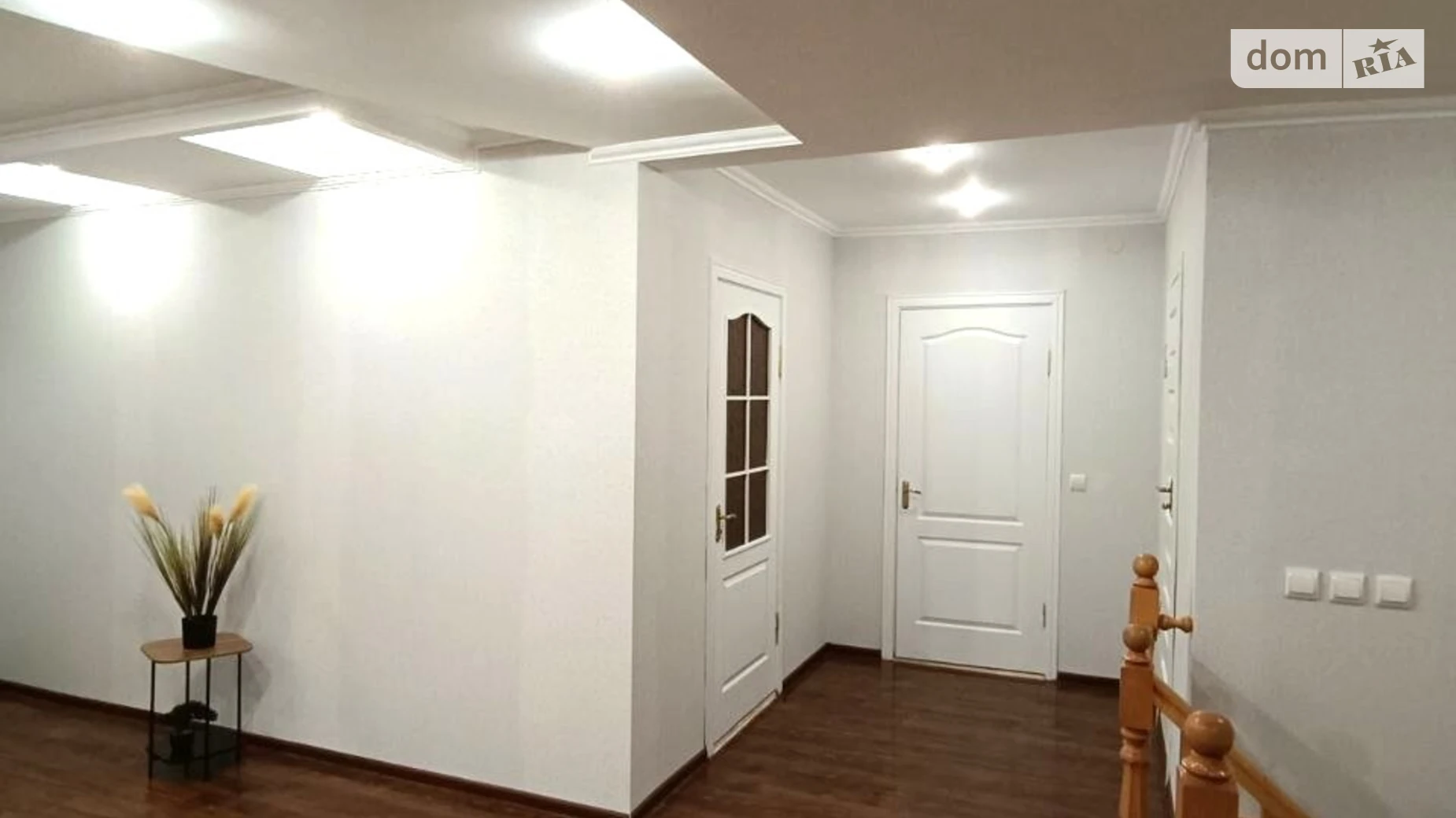 Продается дом на 2 этажа 192.8 кв. м с верандой, цена: 115000 € - фото 3