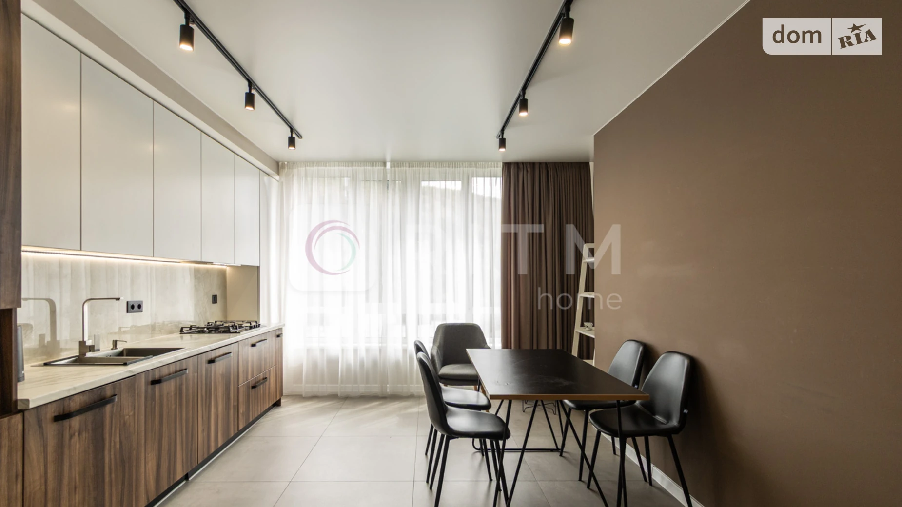 Продается 3-комнатная квартира 97.2 кв. м в Яремче, ул. Свободы, 301 - фото 5