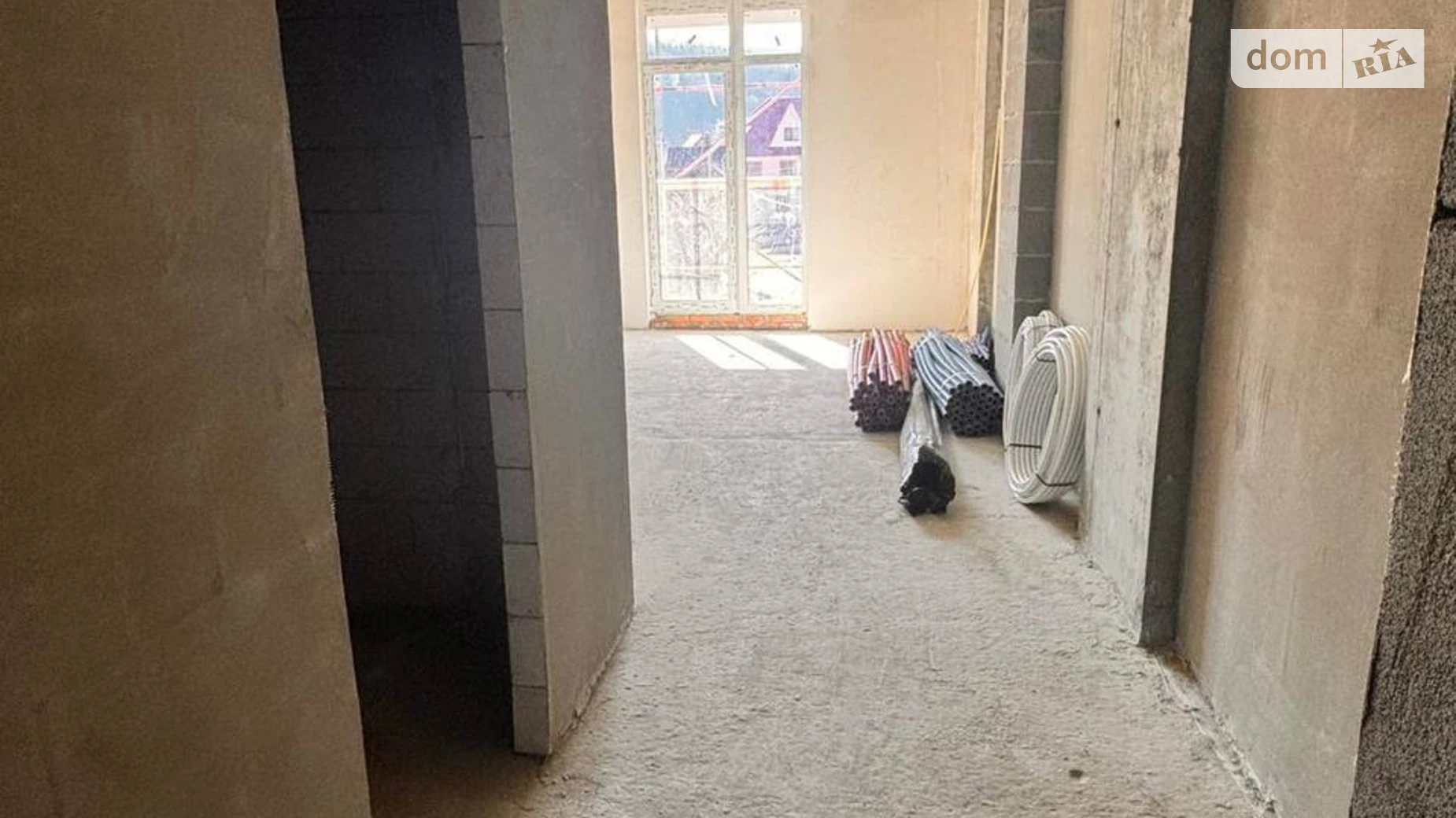 Продается 1-комнатная квартира 34.27 кв. м в Яремче, ул. Свободы - фото 2