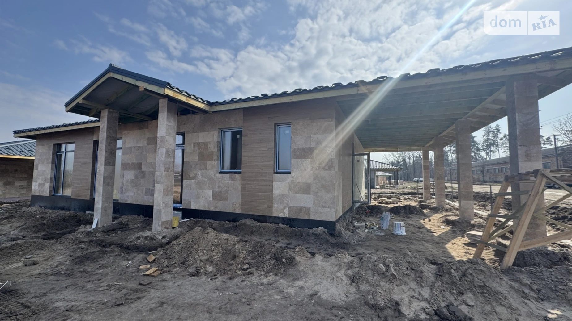 Продается одноэтажный дом 130 кв. м с мансардой, цена: 195000 $ - фото 3