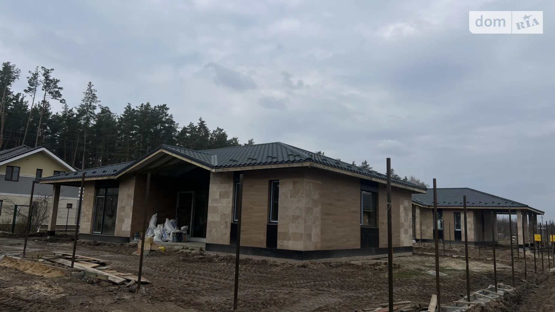 Продается одноэтажный дом 130 кв. м с балконом, цена: 170000 $ - фото 2