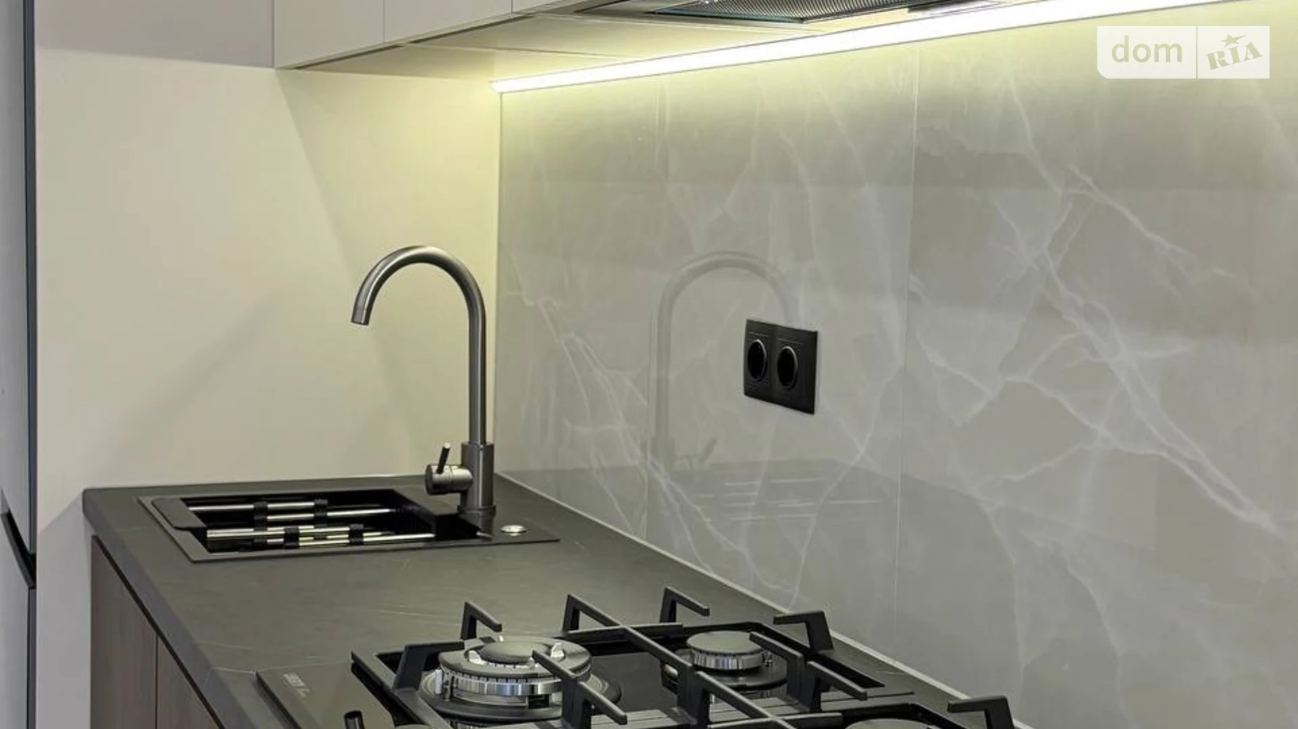 Продается 1-комнатная квартира 42 кв. м в, цена: 72000 $ - фото 4