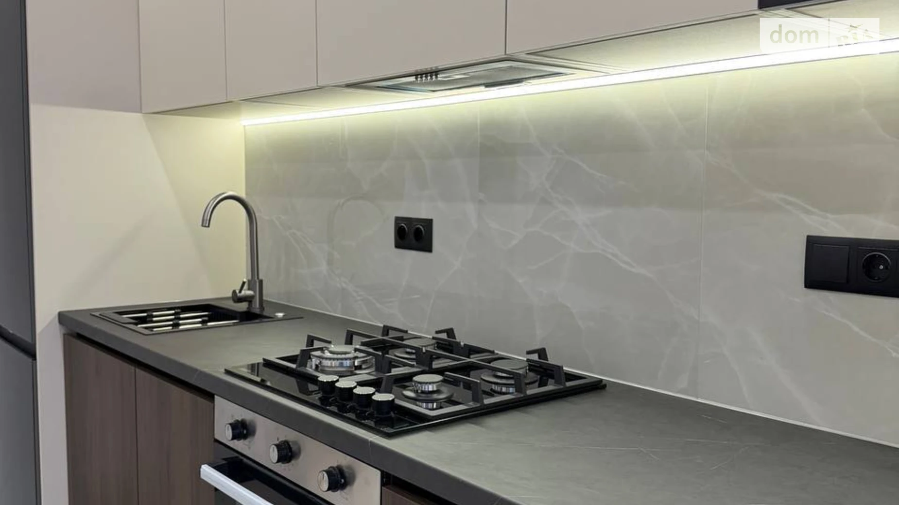 Продается 1-комнатная квартира 42 кв. м в, цена: 72000 $ - фото 3