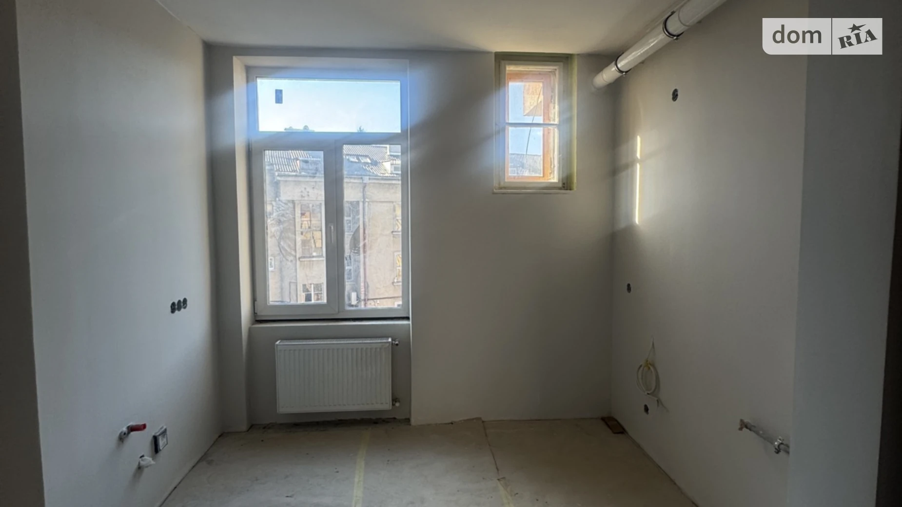 Продается 2-комнатная квартира 68.6 кв. м в Ужгороде, цена: 108000 $ - фото 2