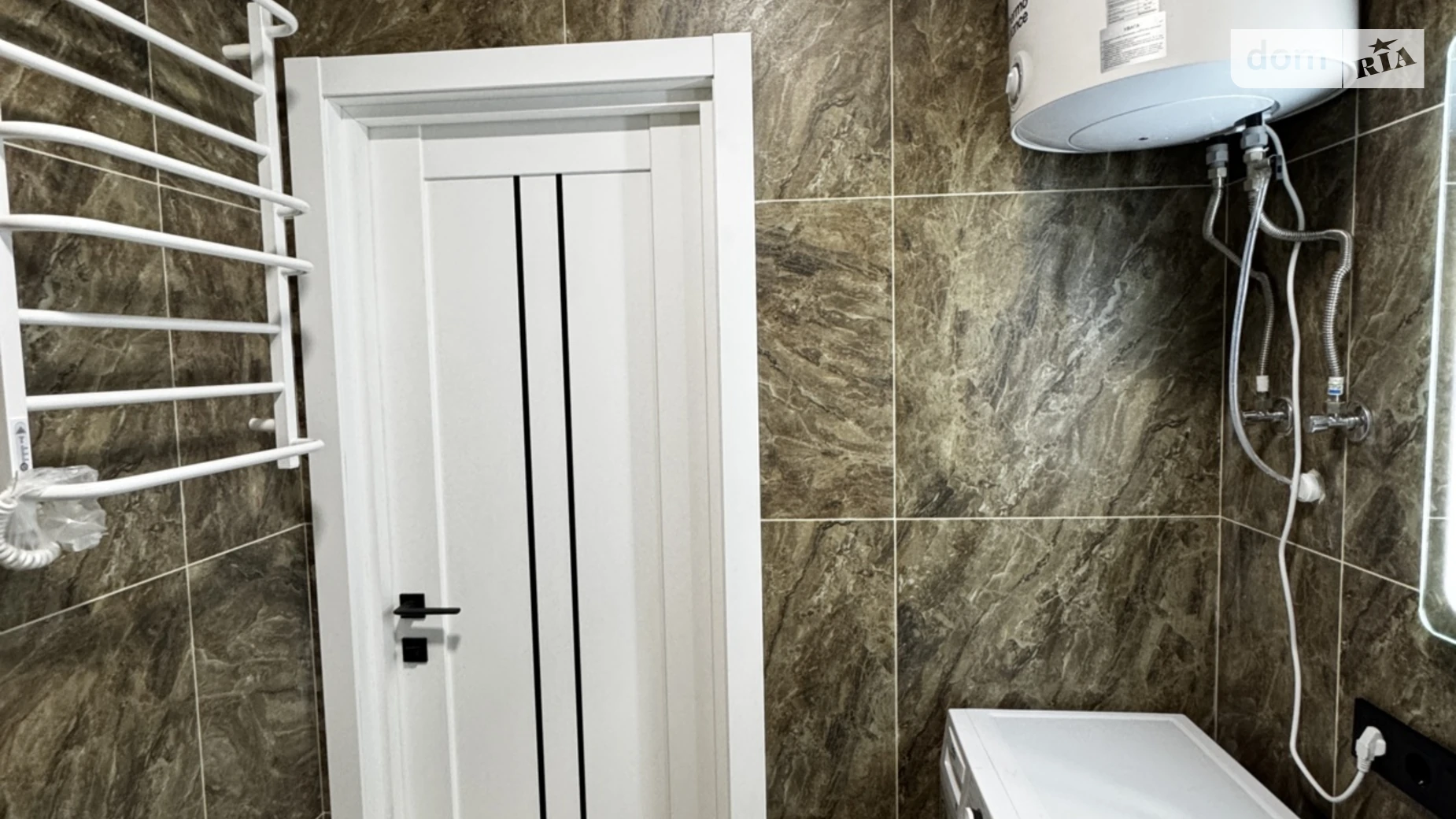 Продается 1-комнатная квартира 30 кв. м в Ворзеле, ул. Ильи Литвина(Окружная), 23/1 - фото 2