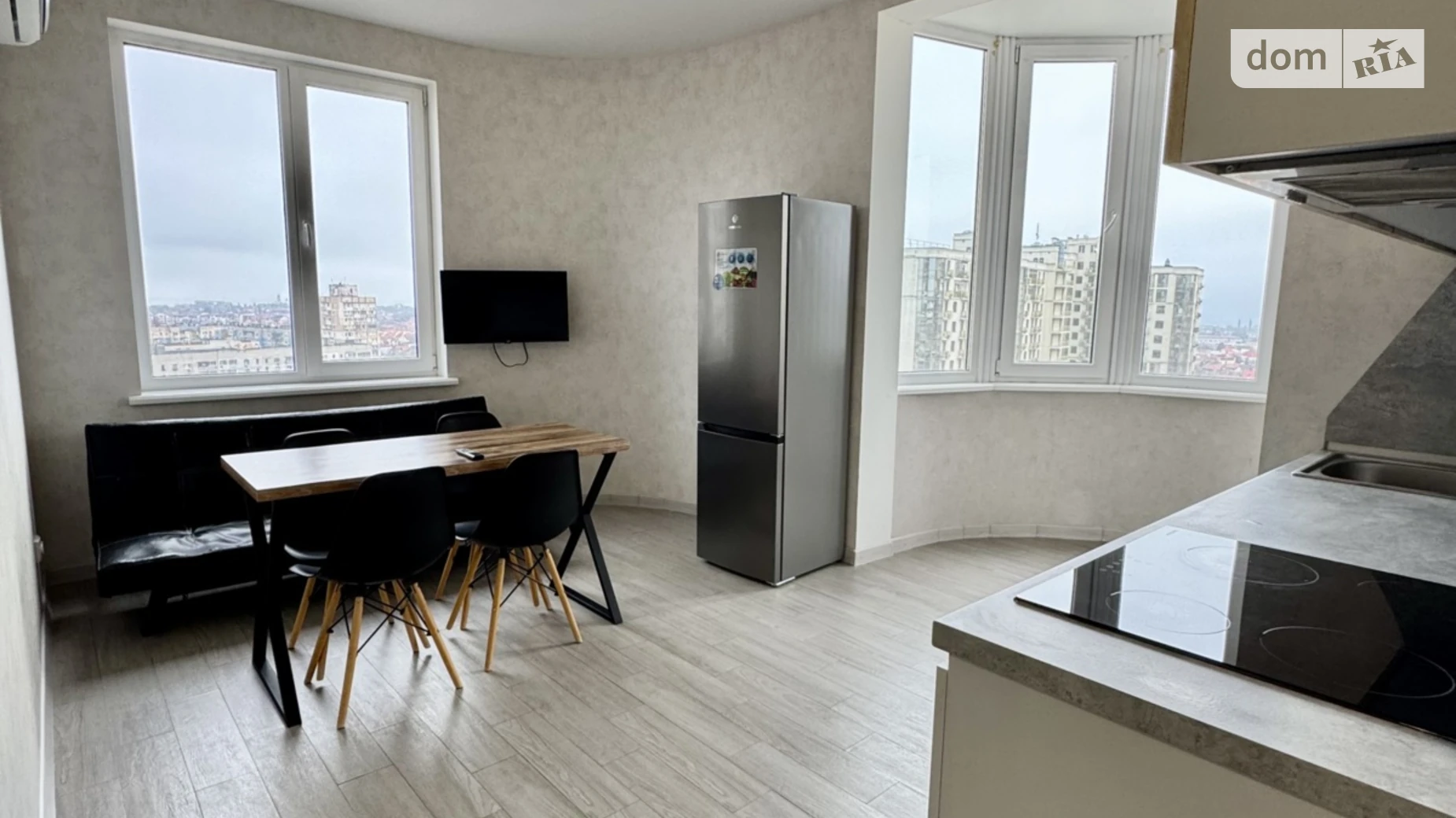 Продается 1-комнатная квартира 48.8 кв. м в Лиманке, ул. Спортивная, 3/1 - фото 2