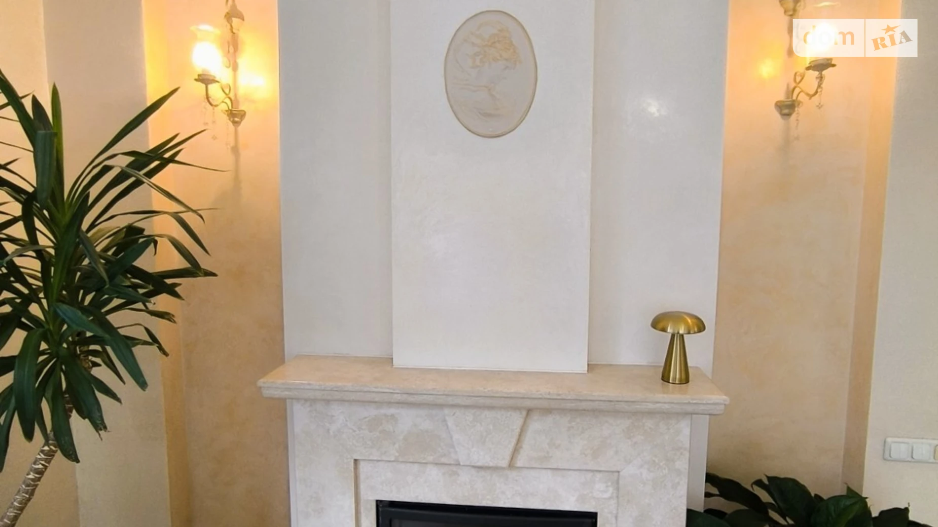 Продается дом на 2 этажа 210 кв. м с гаражом, цена: 345000 $ - фото 3