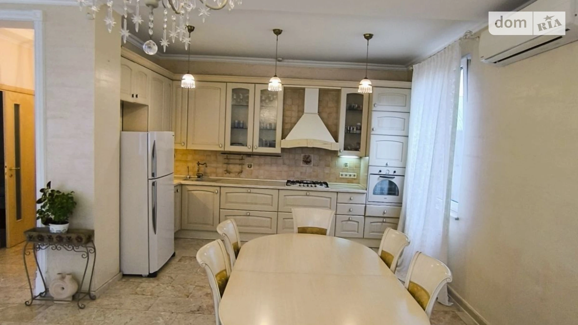 Продается дом на 2 этажа 210 кв. м с гаражом, цена: 345000 $ - фото 5