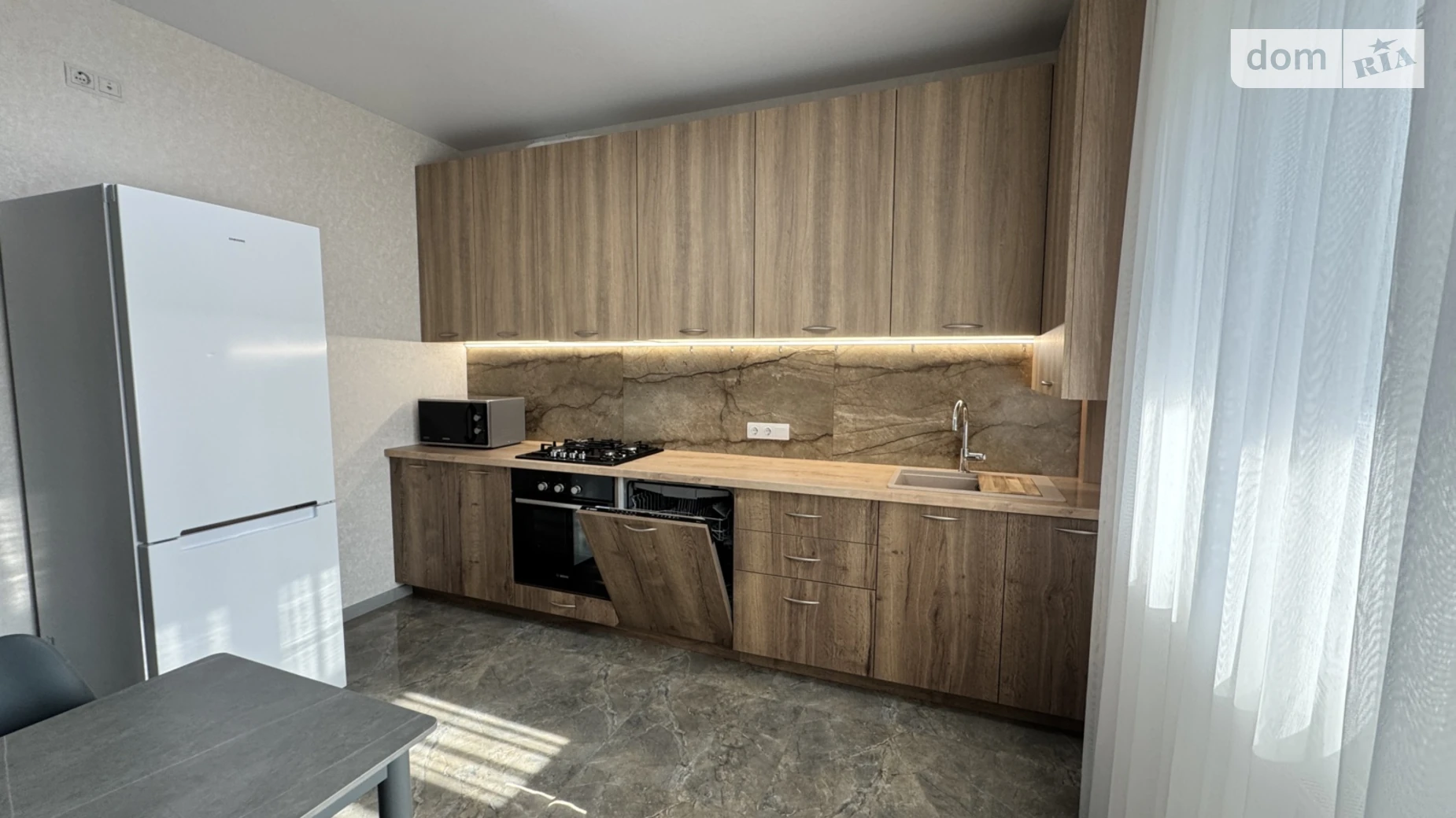 Сдается в аренду 1-комнатная квартира 46 кв. м в Хмельницком, ул. Кармелюка - фото 2