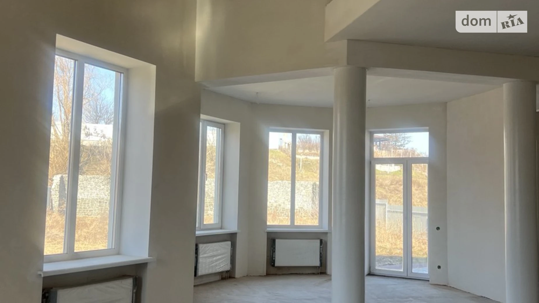 Продается дом на 3 этажа 344 кв. м с верандой, цена: 180000 $ - фото 4