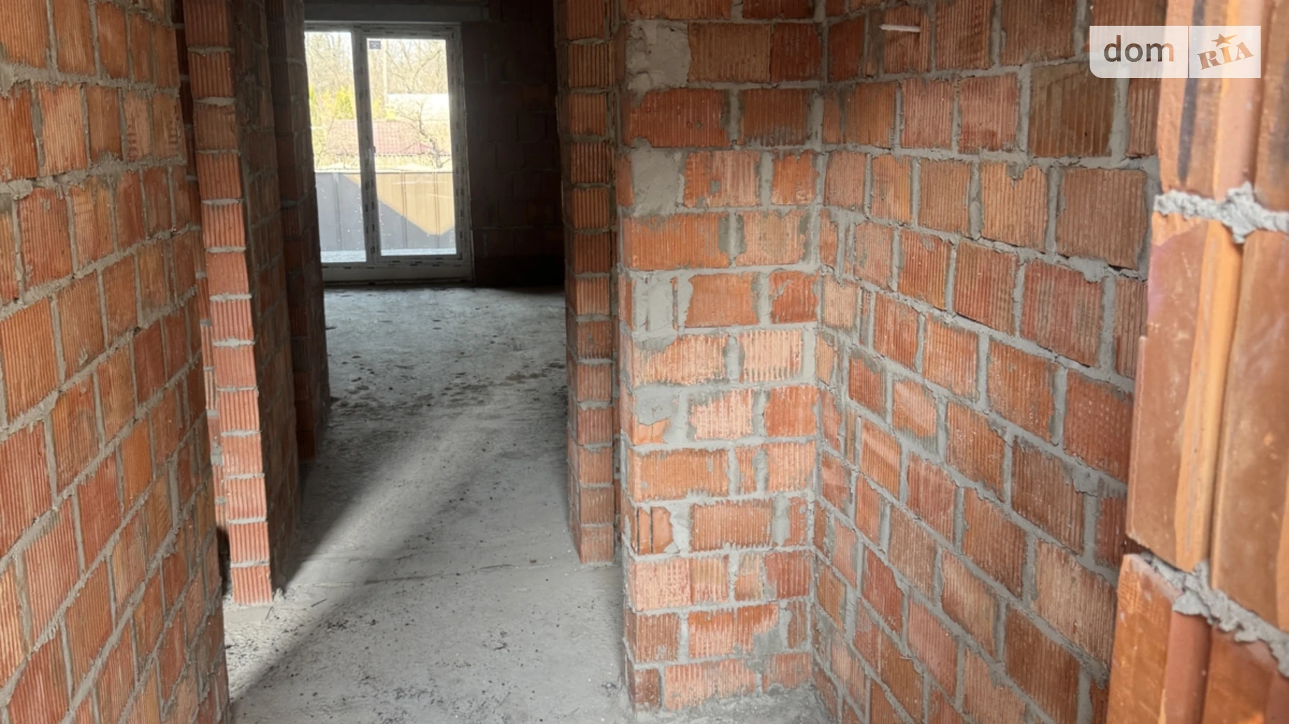 Продается дом на 2 этажа 105 кв. м с камином, цена: 115000 $ - фото 3