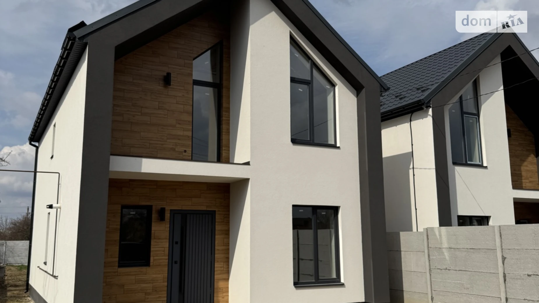 Продается дом на 2 этажа 120 кв. м с балконом, цена: 100000 $ - фото 2