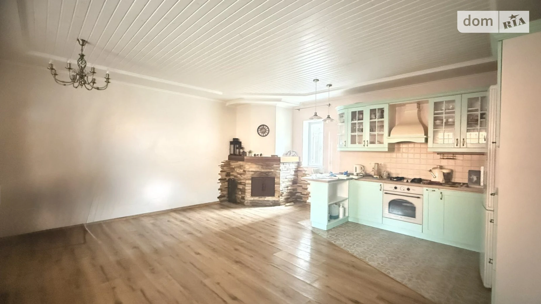 Продается дом на 2 этажа 85.3 кв. м с бассейном, цена: 90000 $ - фото 2