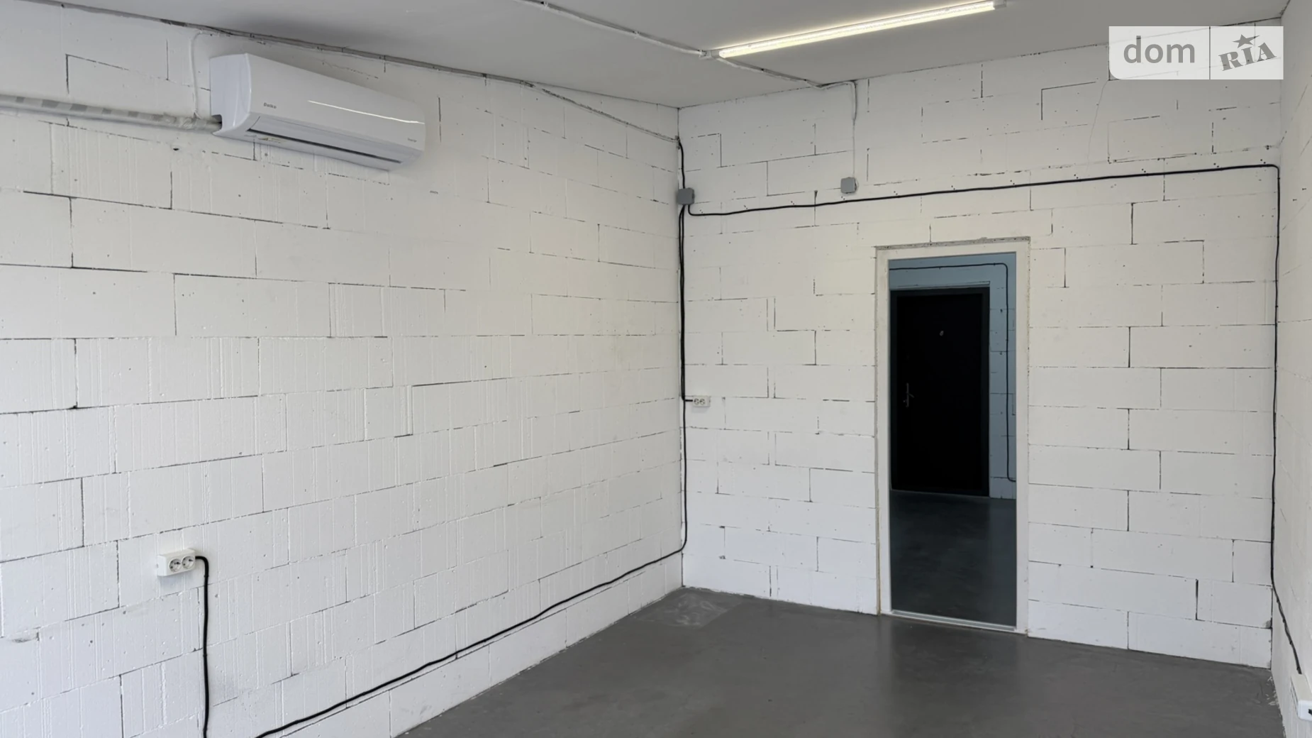 Сдается в аренду офис 31 кв. м в бизнес-центре, цена: 8000 грн - фото 2