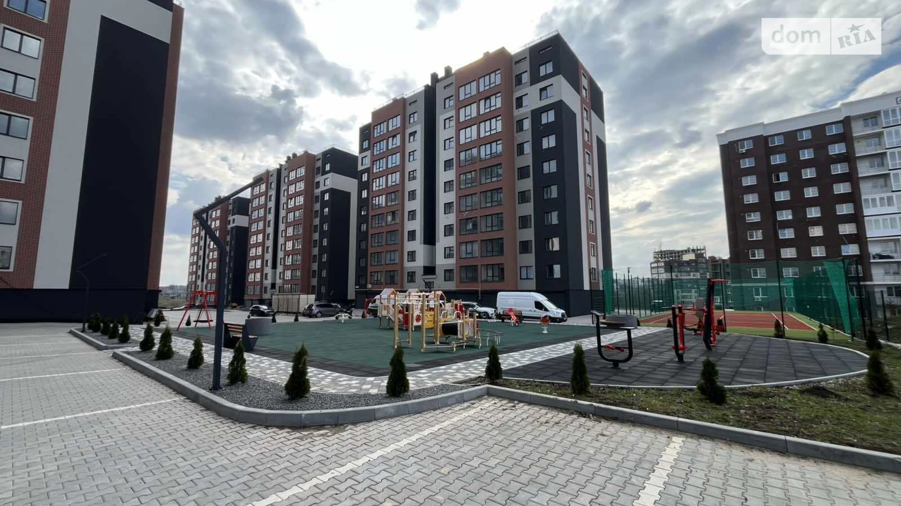 Продается 2-комнатная квартира 70.52 кв. м в Хмельницком, ул. Сечевых Стрельцов - фото 2