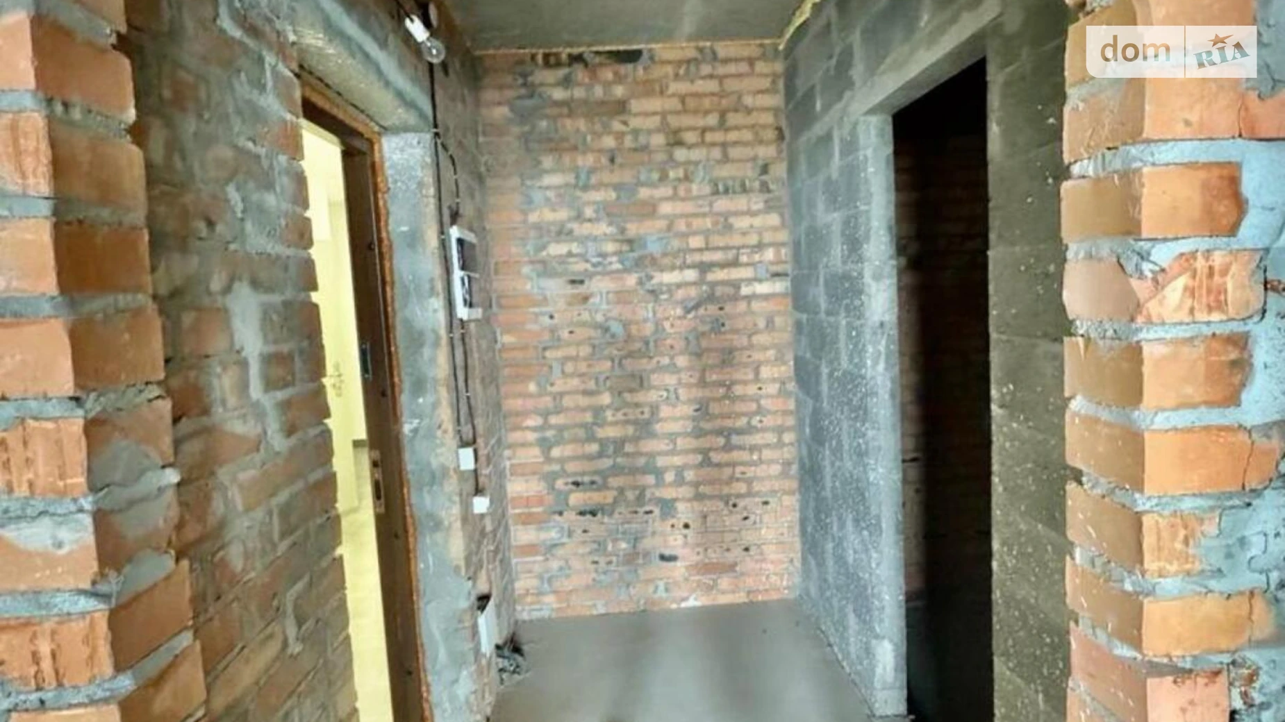 Продается 1-комнатная квартира 38 кв. м в Киеве, ул. Всеволода Змиенко, 21 - фото 2