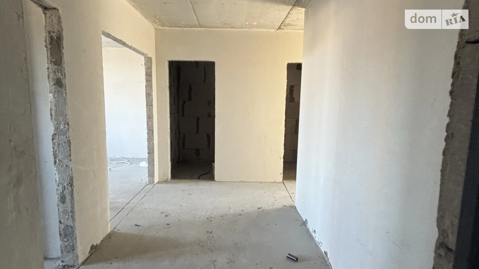 Продается 2-комнатная квартира 57 кв. м в Крюковщине, ул. Одесская, 27 - фото 2