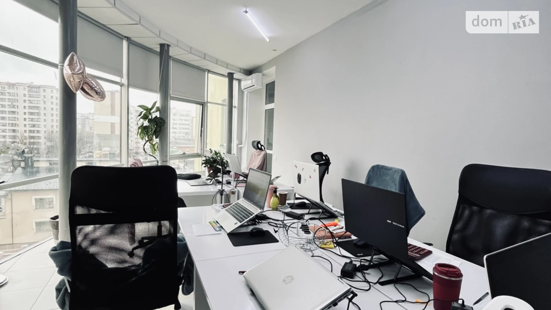 Сдается в аренду офис 241.7 кв. м в бизнес-центре, цена: 48340 грн - фото 5
