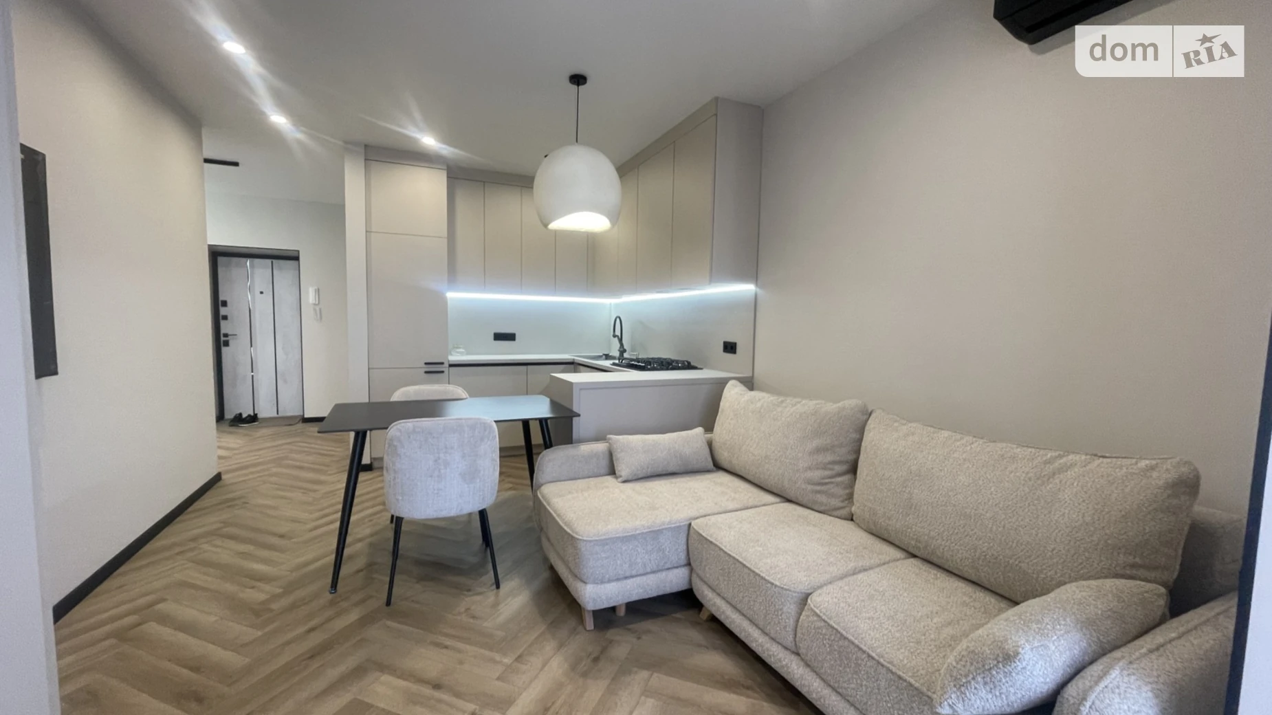 Продается 2-комнатная квартира 74 кв. м в Хмельницком, ул. Панаса Мирного, 9 - фото 2