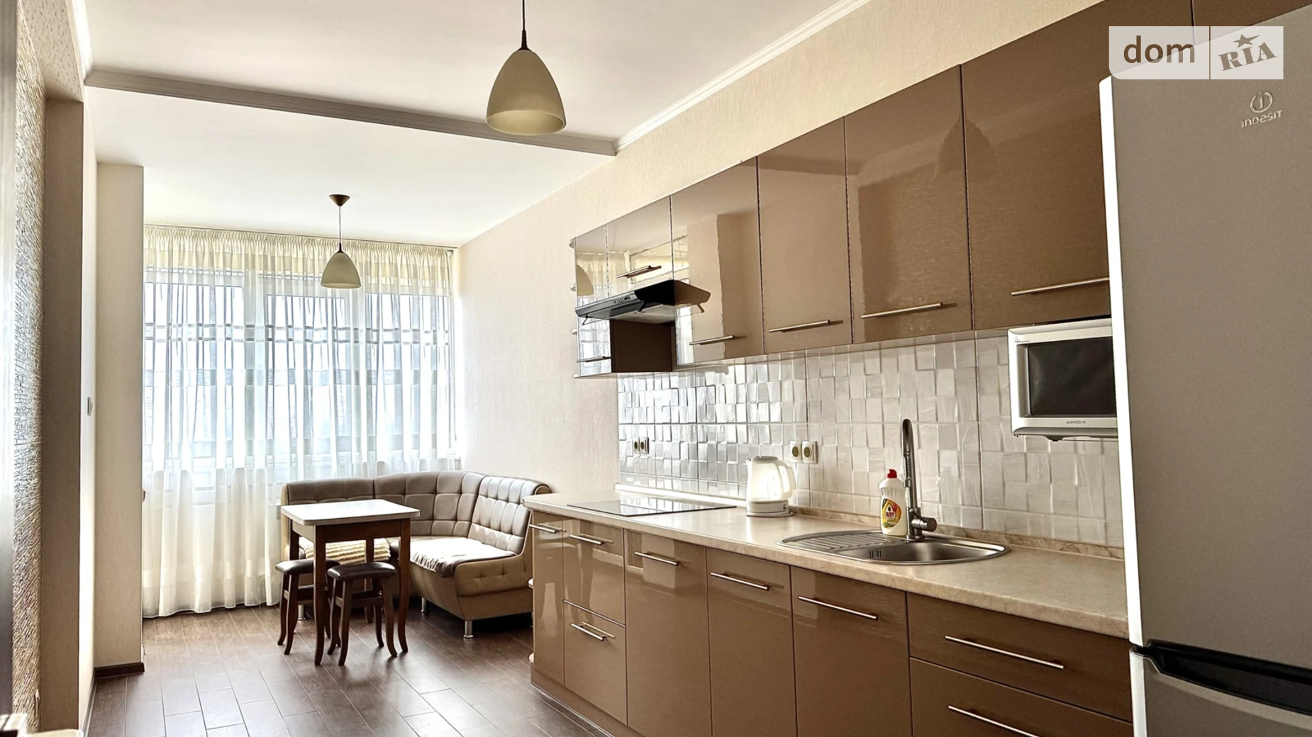 Продается 1-комнатная квартира 44 кв. м в Киеве, ул. Юрия Кондратюка, 3 - фото 3