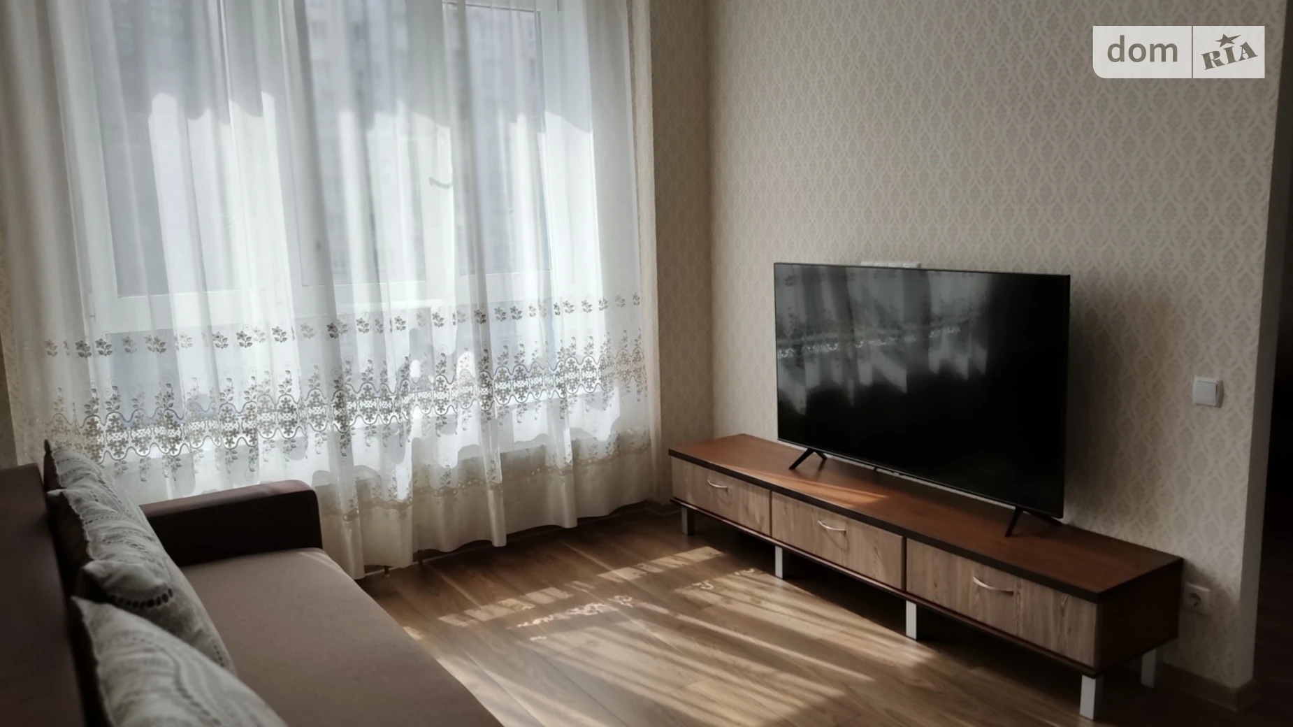 Сдается в аренду 1-комнатная квартира 54 кв. м в Киеве, просп. Академика Глушкова, 9В - фото 5