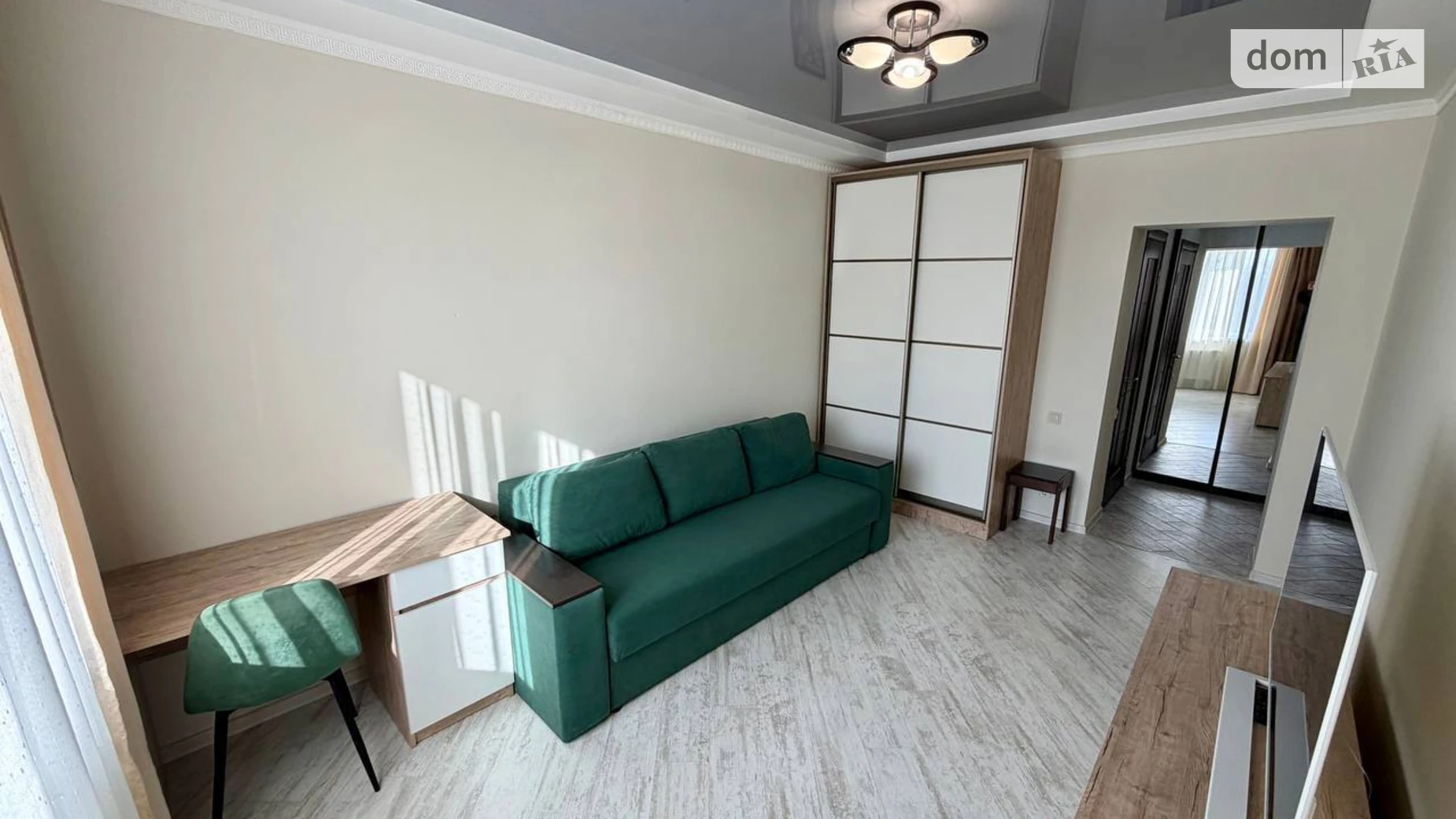 Продается 1-комнатная квартира 38.7 кв. м в, цена: 67000 $ - фото 2