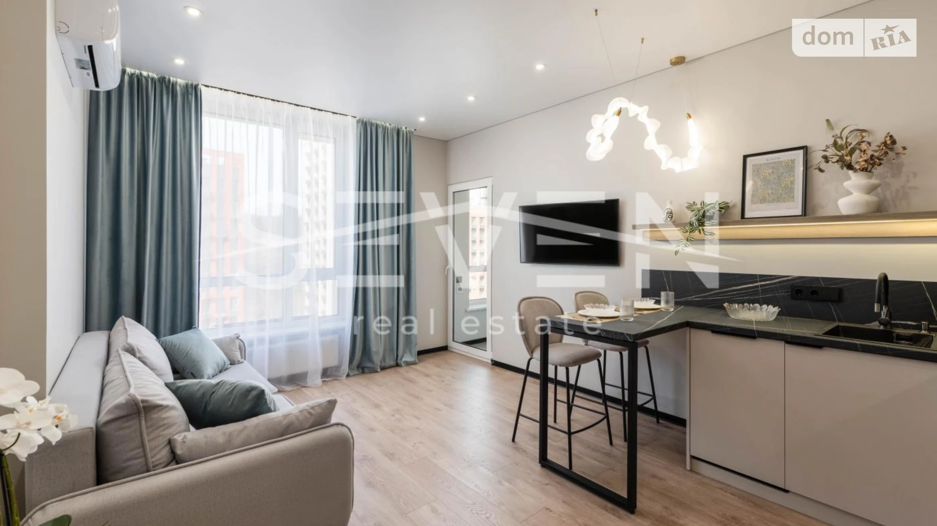 Продается 1-комнатная квартира 43.4 кв. м в Киеве, Столичное шоссе, 5А - фото 2