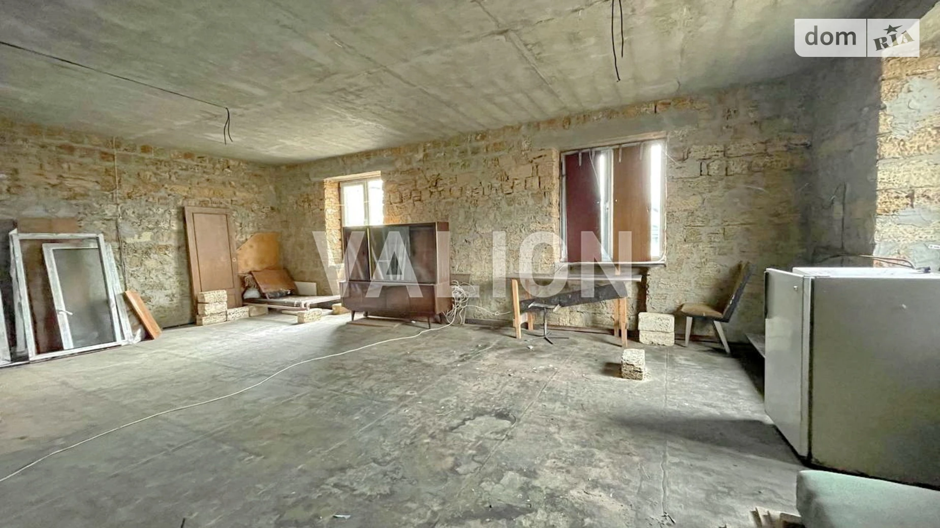 Продается дом на 2 этажа 226.6 кв. м с гаражом, цена: 131000 $ - фото 5