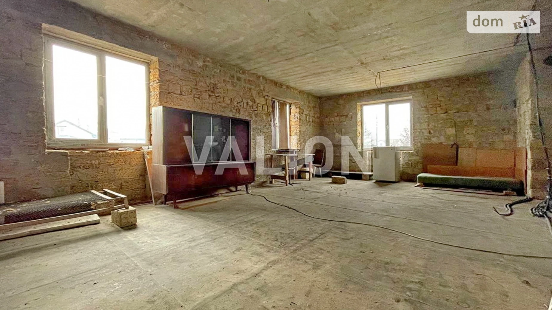 Продается дом на 2 этажа 226.6 кв. м с гаражом, цена: 131000 $ - фото 4