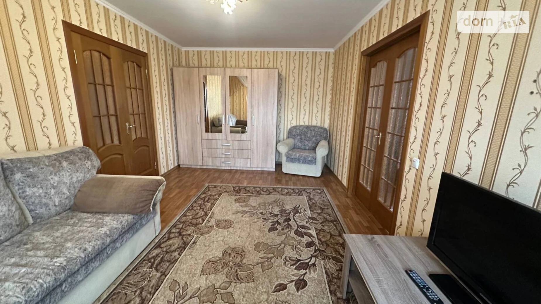 Продается 2-комнатная квартира 41.8 кв. м в Днепре, ул. Драгоманова Михаила, 33А - фото 2