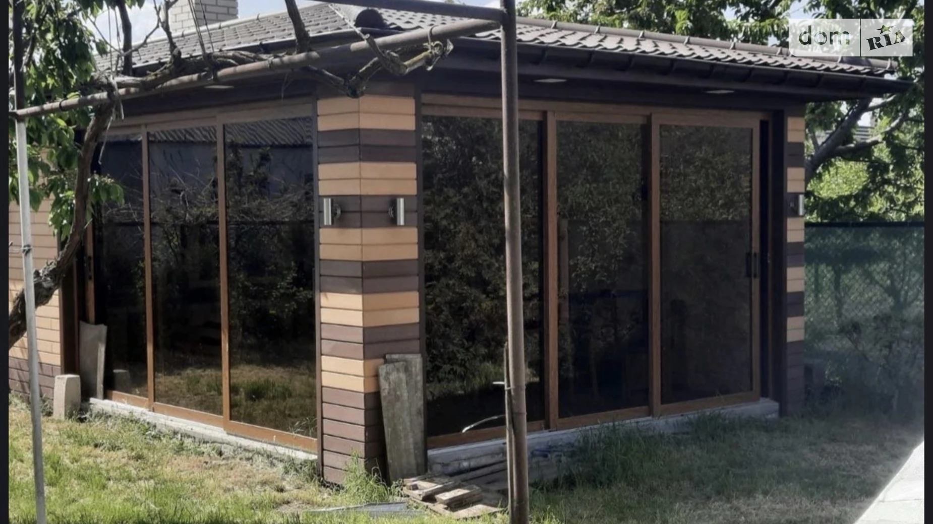 Продается дом на 2 этажа 250 кв. м с мансардой, цена: 240000 $ - фото 4