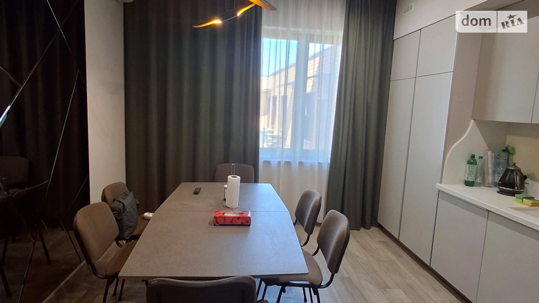 Продается дом на 2 этажа 250 кв. м с гаражом, цена: 250000 $ - фото 2