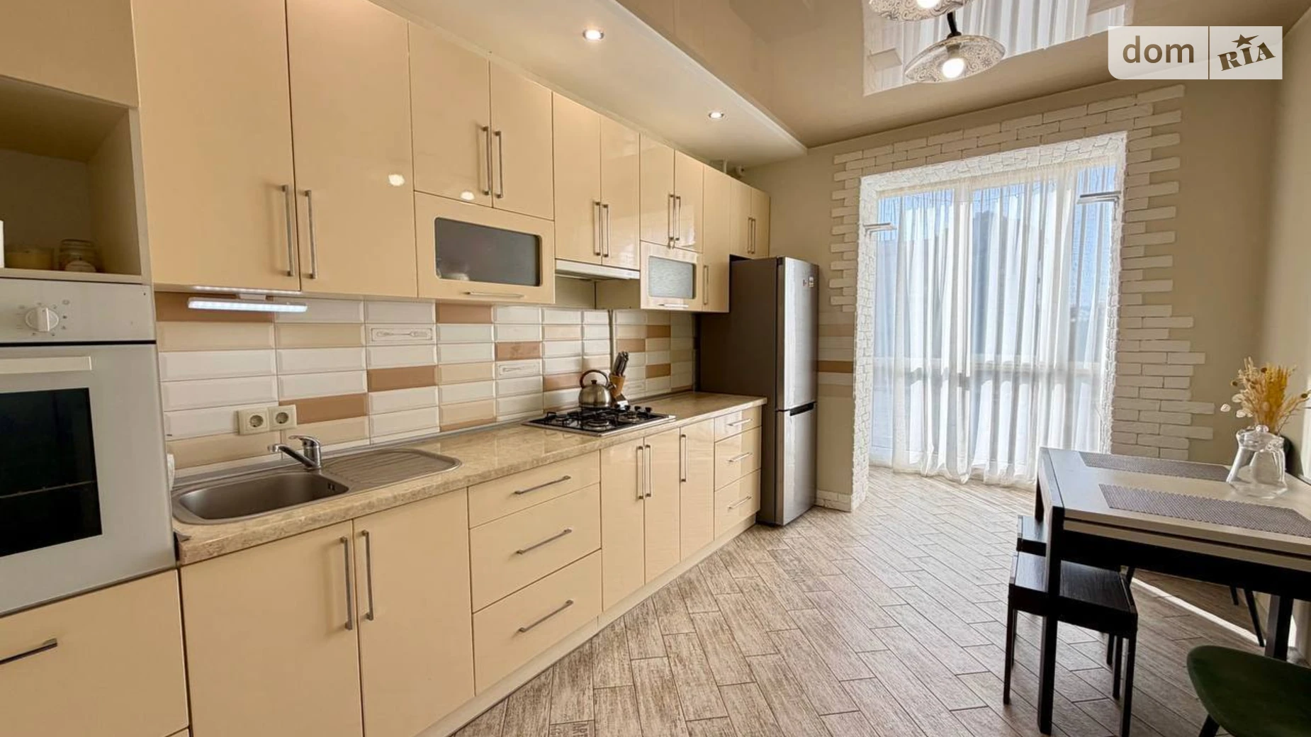 Продается 1-комнатная квартира 38.7 кв. м в Ровно, ул. Черновола Вячеслава, 91Е - фото 2