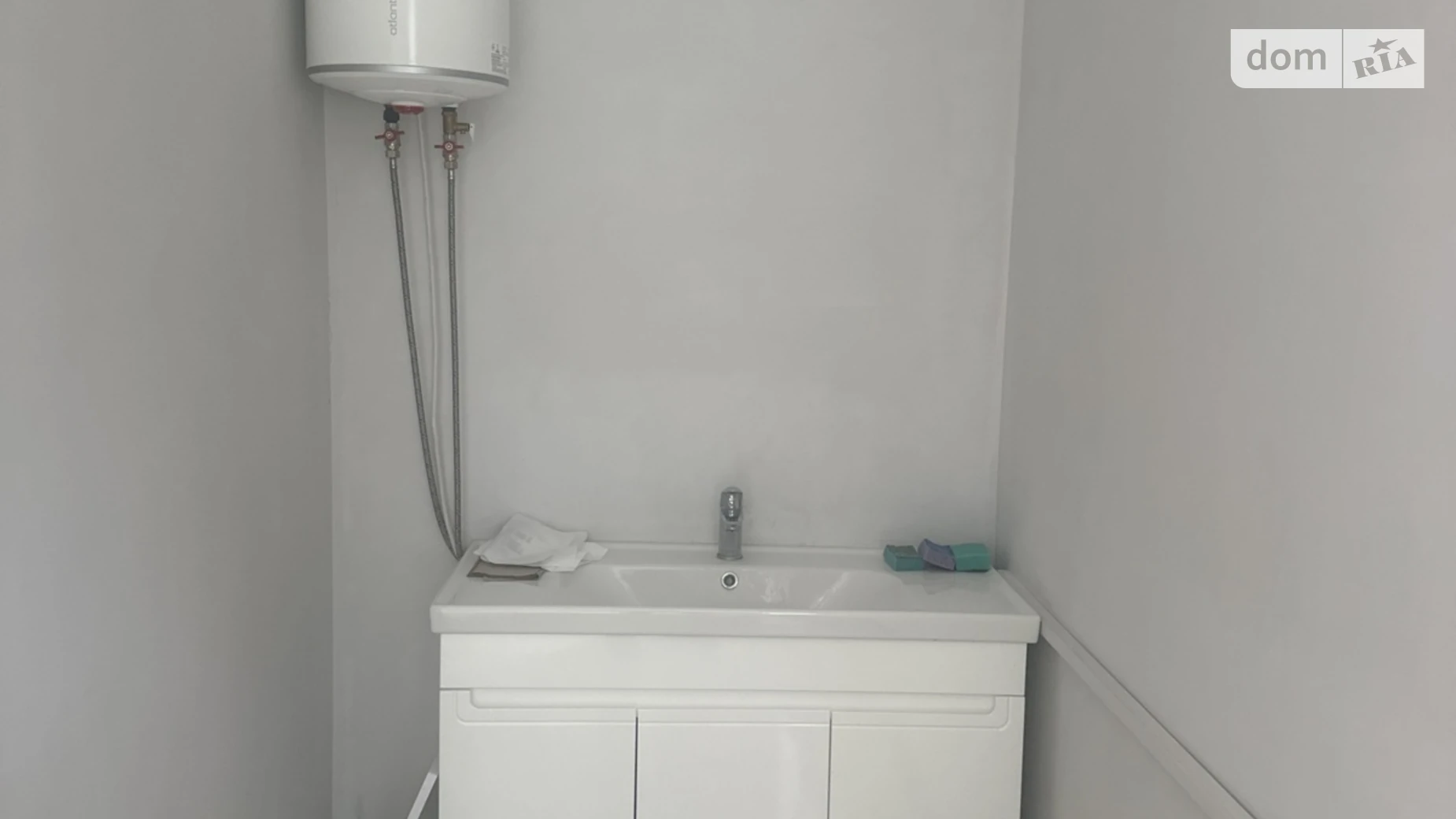 Сдается в аренду офис 49 кв. м в бизнес-центре, цена: 11000 грн - фото 2