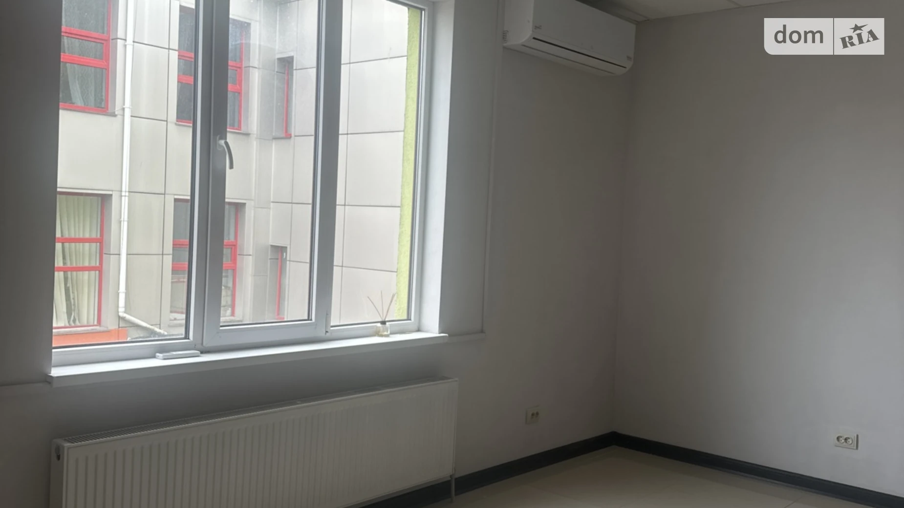 Сдается в аренду офис 49 кв. м в бизнес-центре, цена: 11000 грн - фото 3