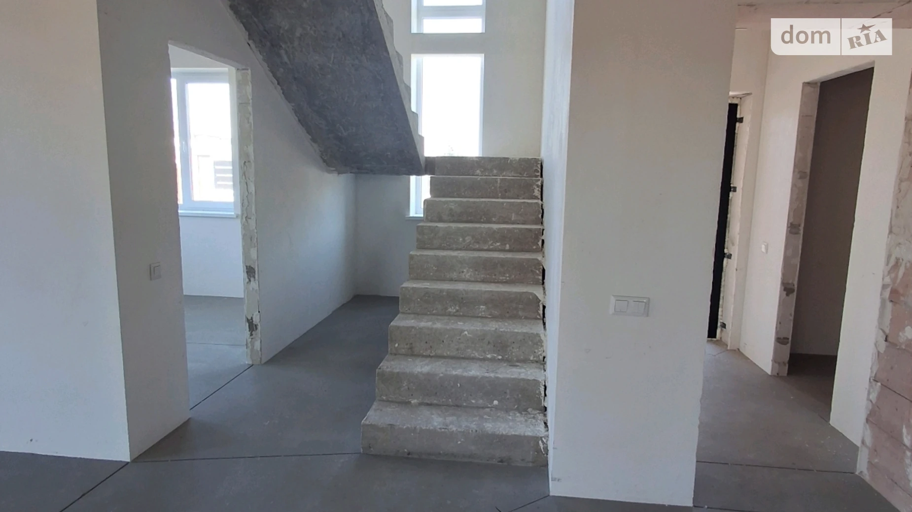 Продается дом на 2 этажа 140 кв. м с беседкой, цена: 185000 $ - фото 4