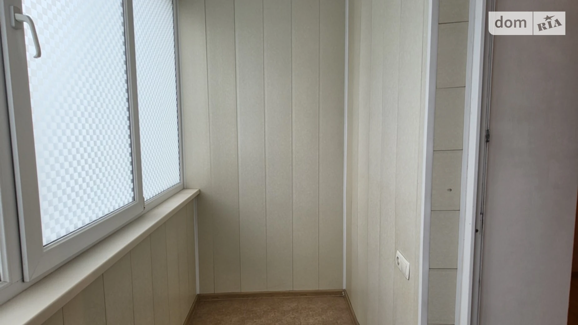 Сдается в аренду офис 71 кв. м в бизнес-центре, цена: 300 $ - фото 5