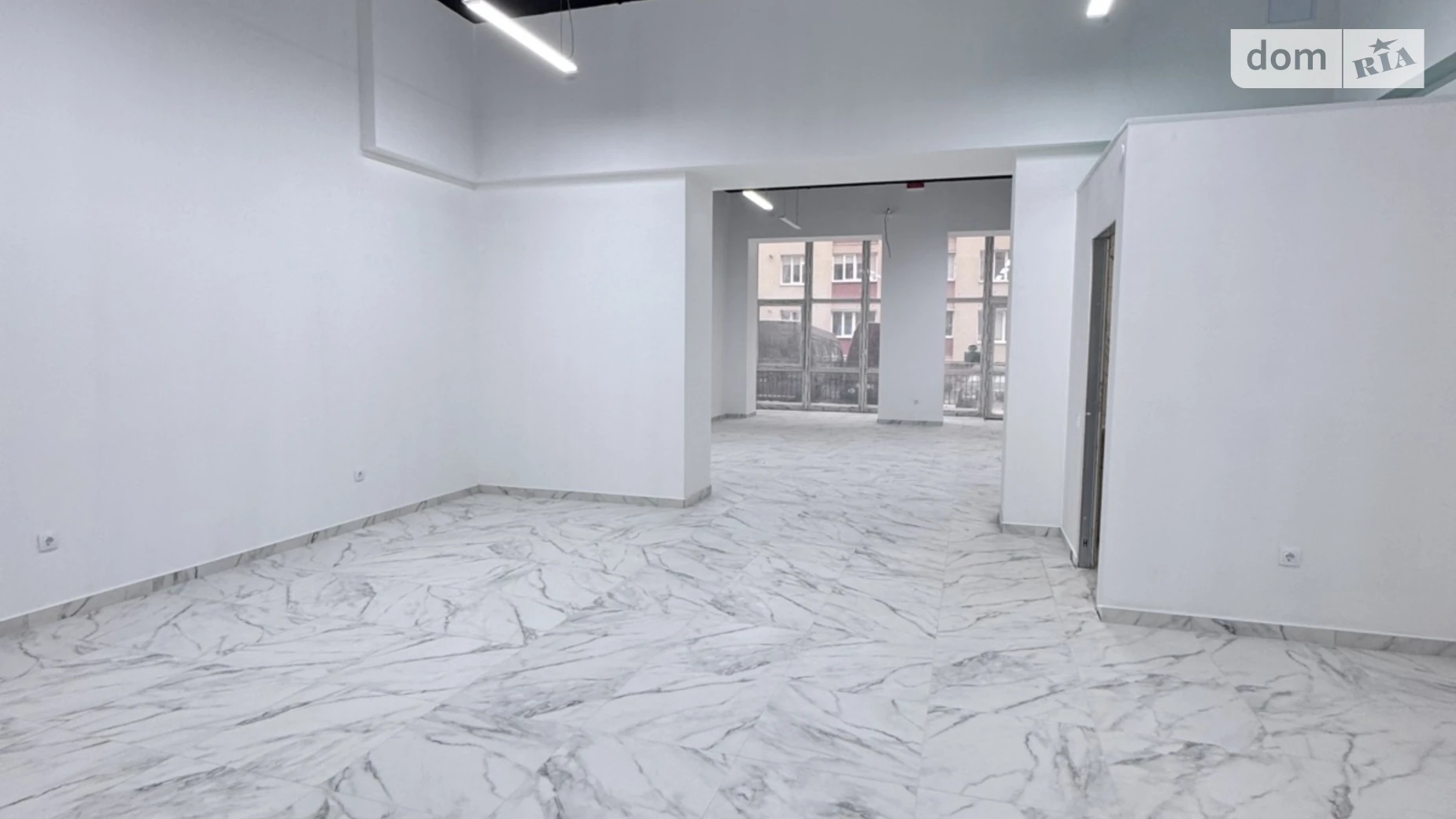 Сдается в аренду помещения свободного назначения 110 кв. м в 10-этажном здании, цена: 44000 грн - фото 2