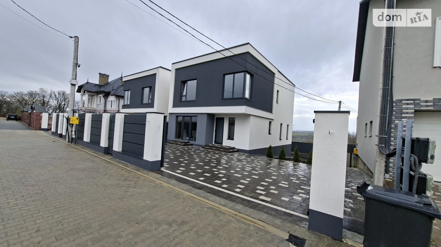 Продается дом на 2 этажа 180 кв. м с бассейном, цена: 142000 $ - фото 4