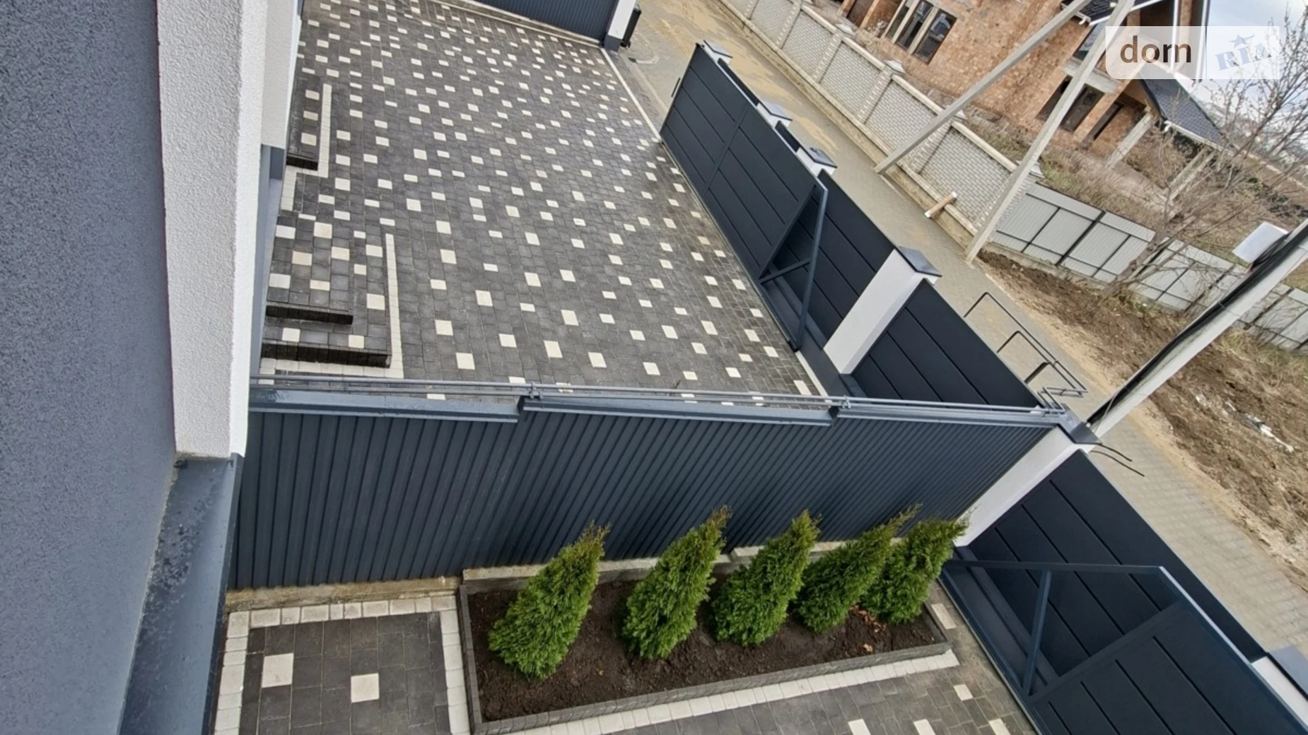 Продается дом на 2 этажа 180 кв. м с бассейном, цена: 142000 $ - фото 5