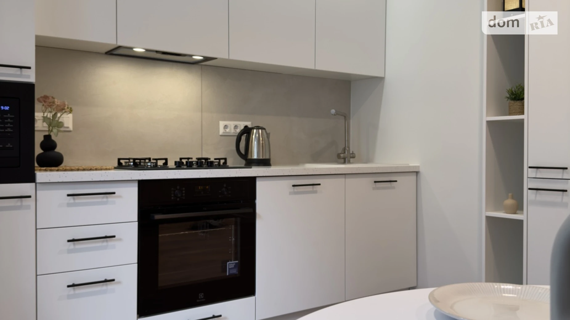 Продается 1-комнатная квартира 41.3 кв. м в Ирпене, ул. Ольги Кобылянской(Достоевского), 1В/15 - фото 2