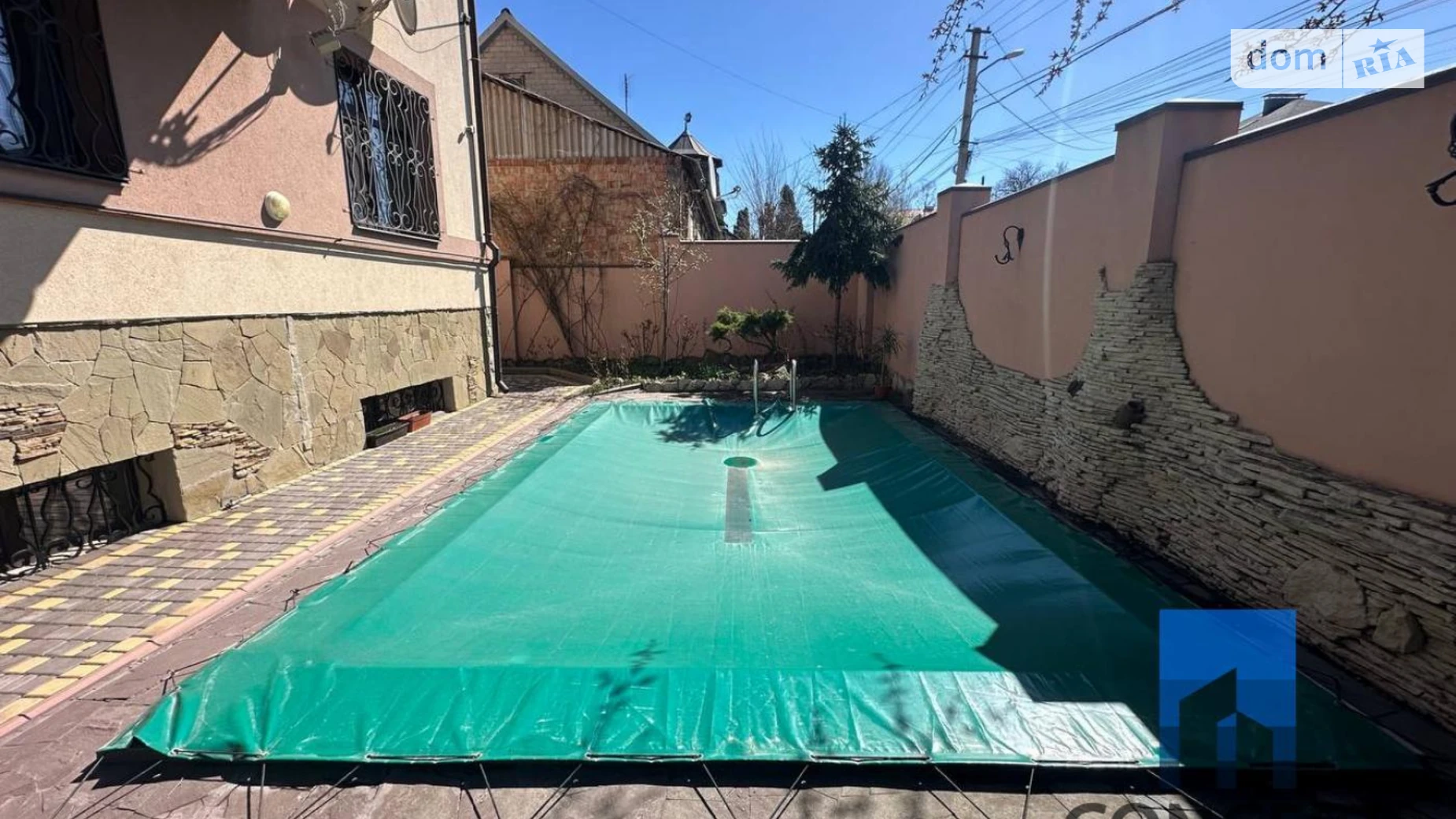 Продается дом на 3 этажа 378.4 кв. м с беседкой, цена: 295000 $ - фото 3