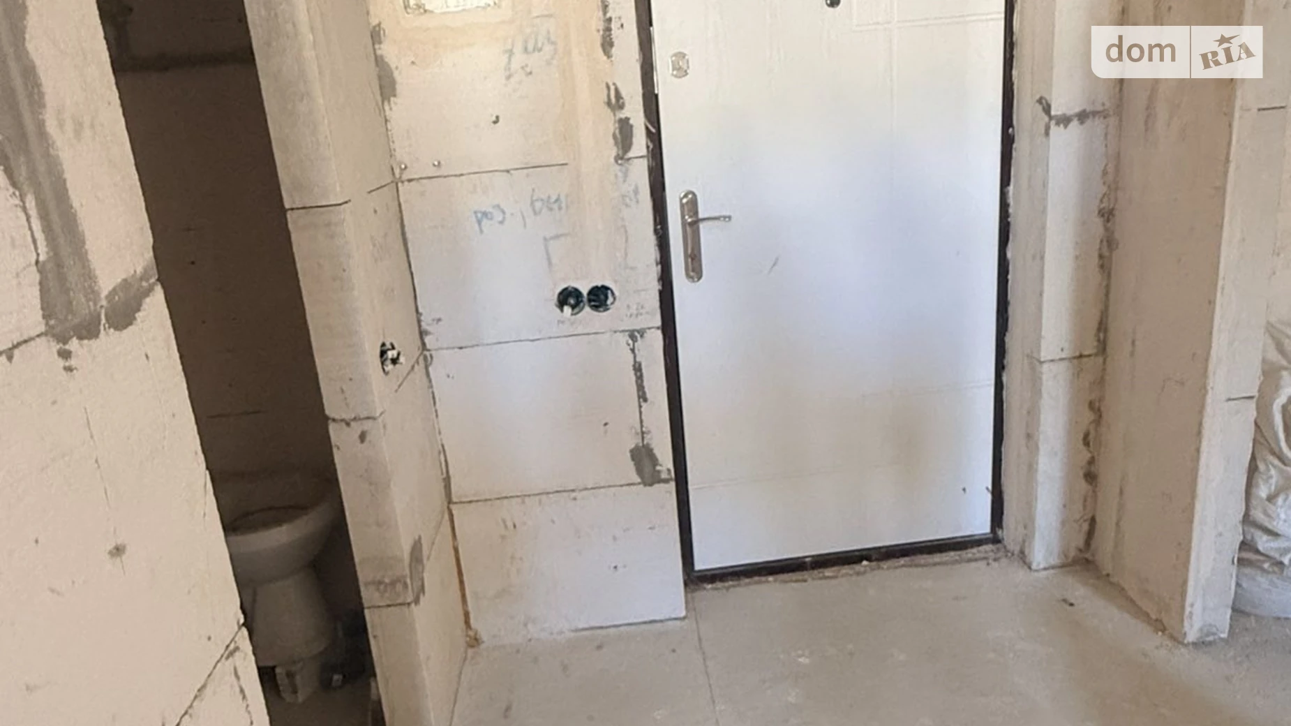 Продается 2-комнатная квартира 22.7 кв. м в Черноморске, цена: 20000 $ - фото 2