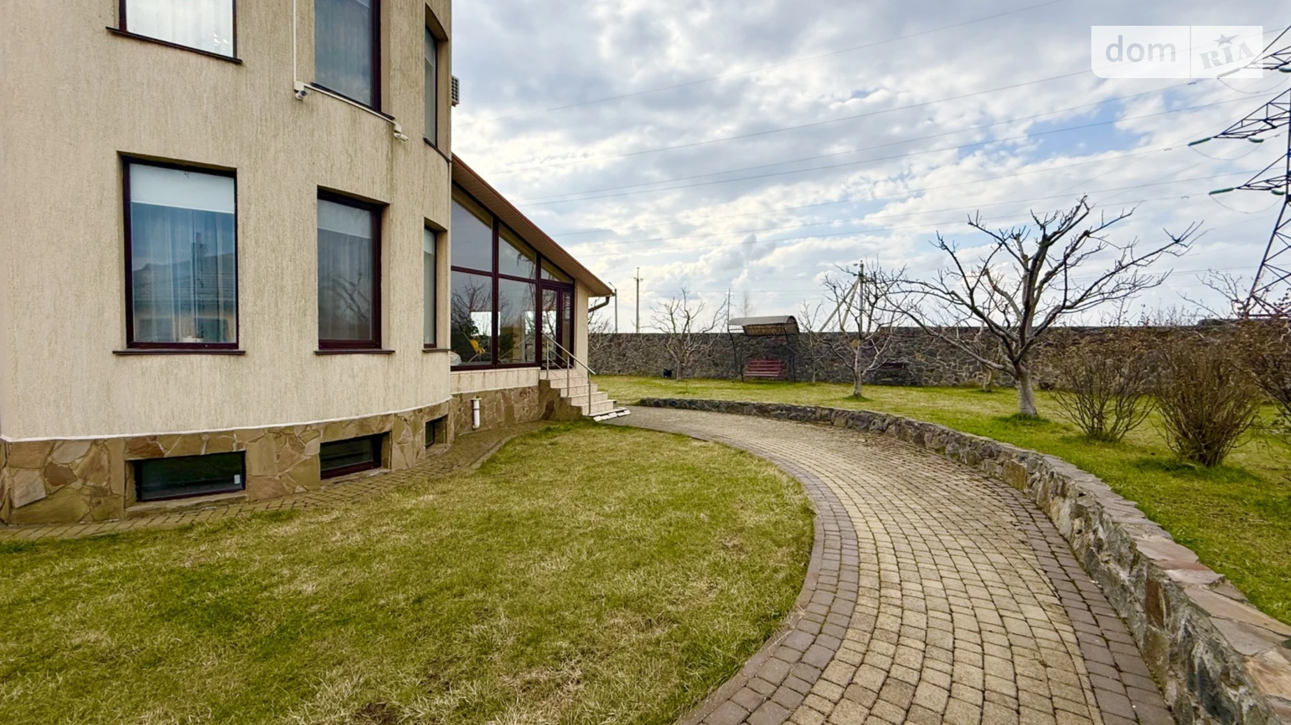 Продается дом на 2 этажа 255 кв. м с участком, цена: 355000 $ - фото 3