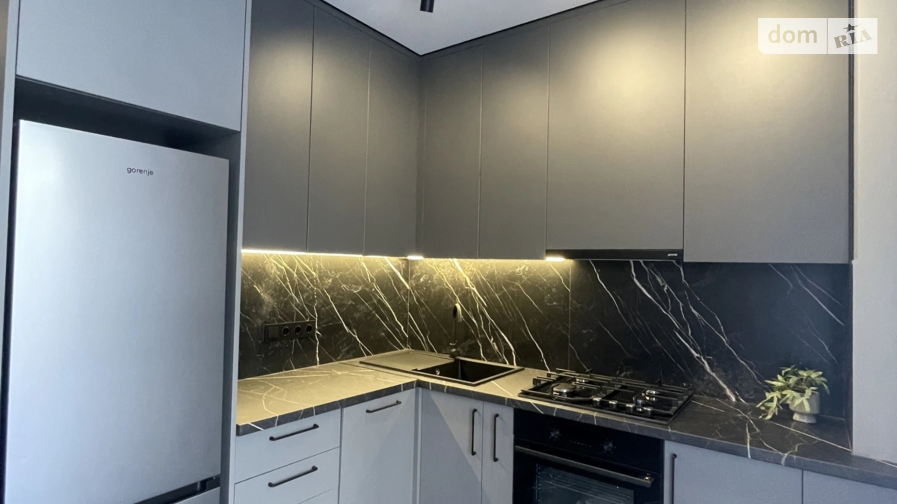 Продается 1-комнатная квартира 40 кв. м в Ирпене, ул. Кобылянской Ольги, 1В/13 - фото 5