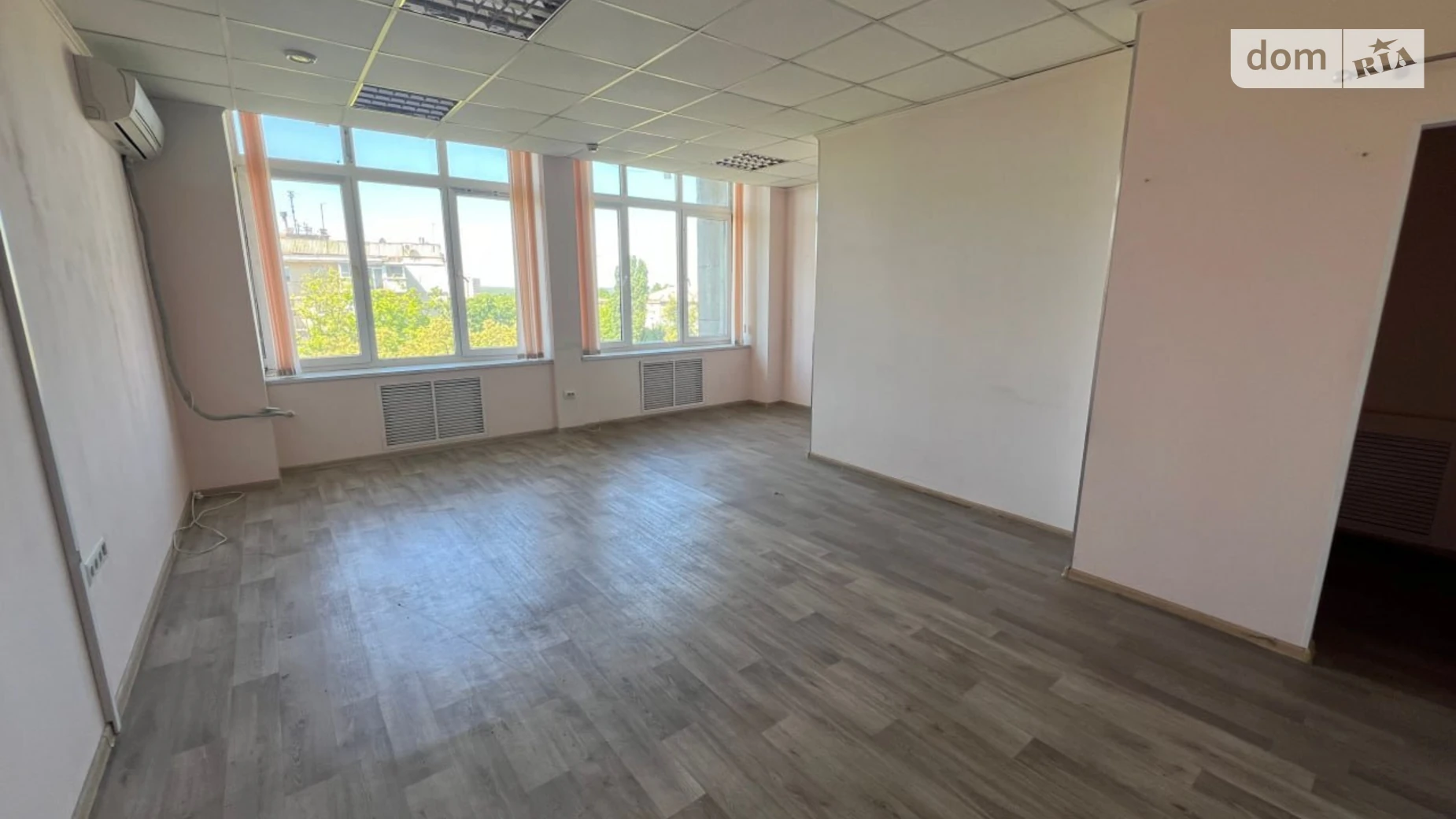 Продається офіс 1240.2 кв. м в бізнес-центрі, цена: 750000 $ - фото 4
