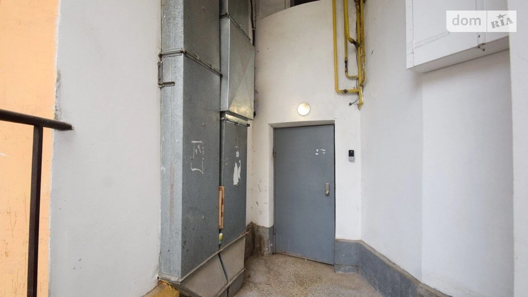 Продается офис 39 кв. м в бизнес-центре, цена: 40000 $ - фото 4